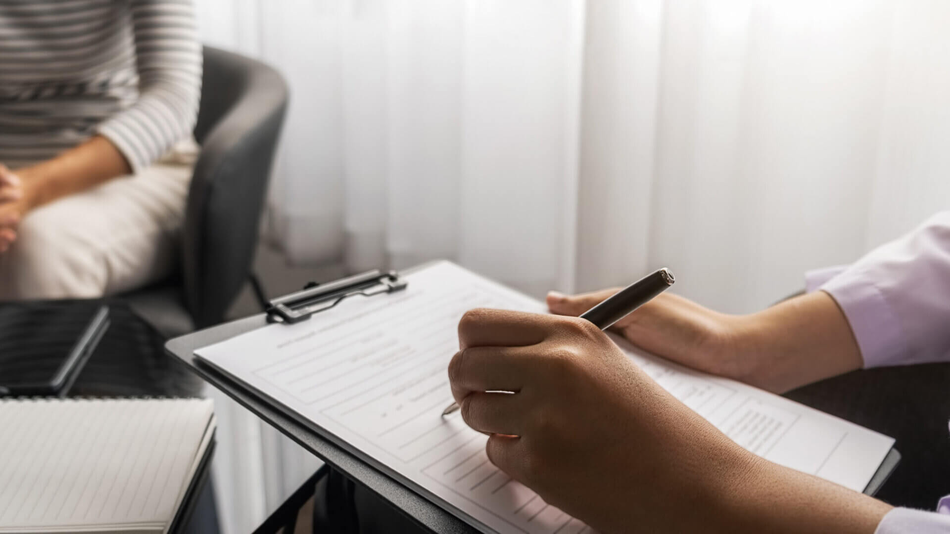 Psychiatrist or professional psychologist consulting on diagnostic examination disease or mental illness in medical clinic or hospital mental. Medical and Healthy service concept.