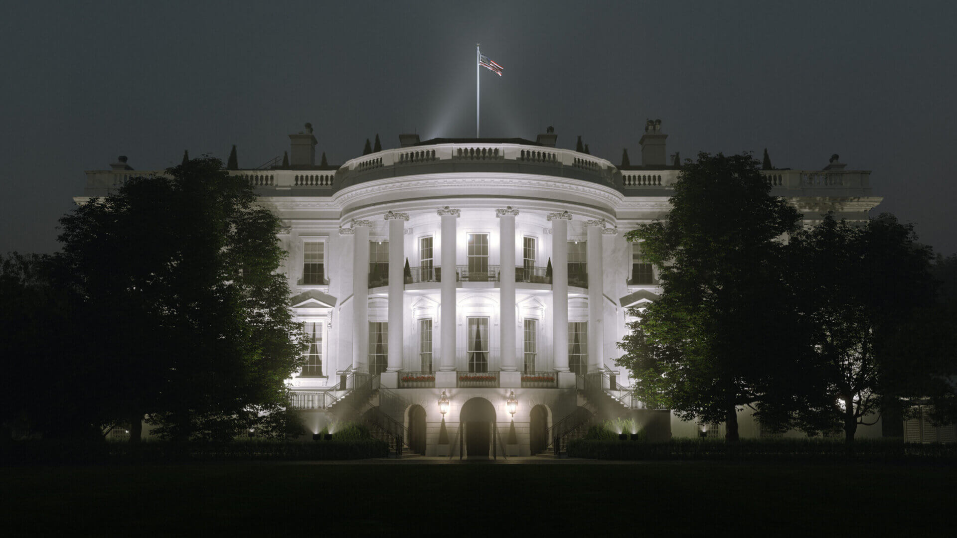 White House pictured at night time