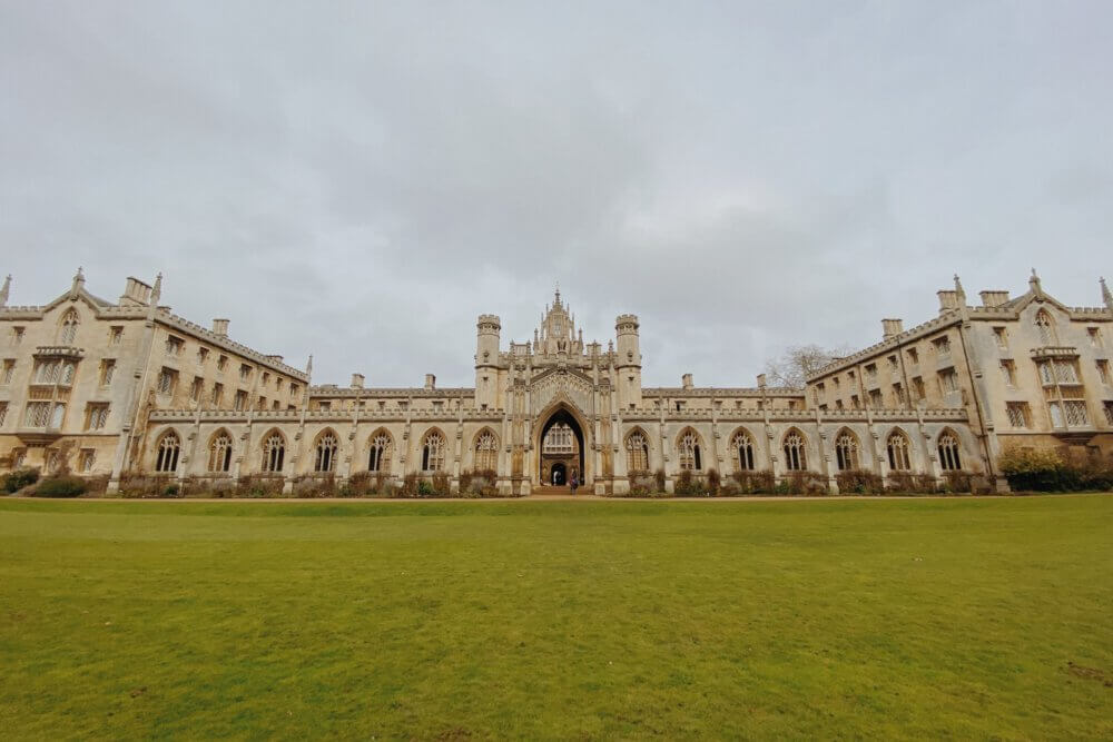 St. Johns University UK